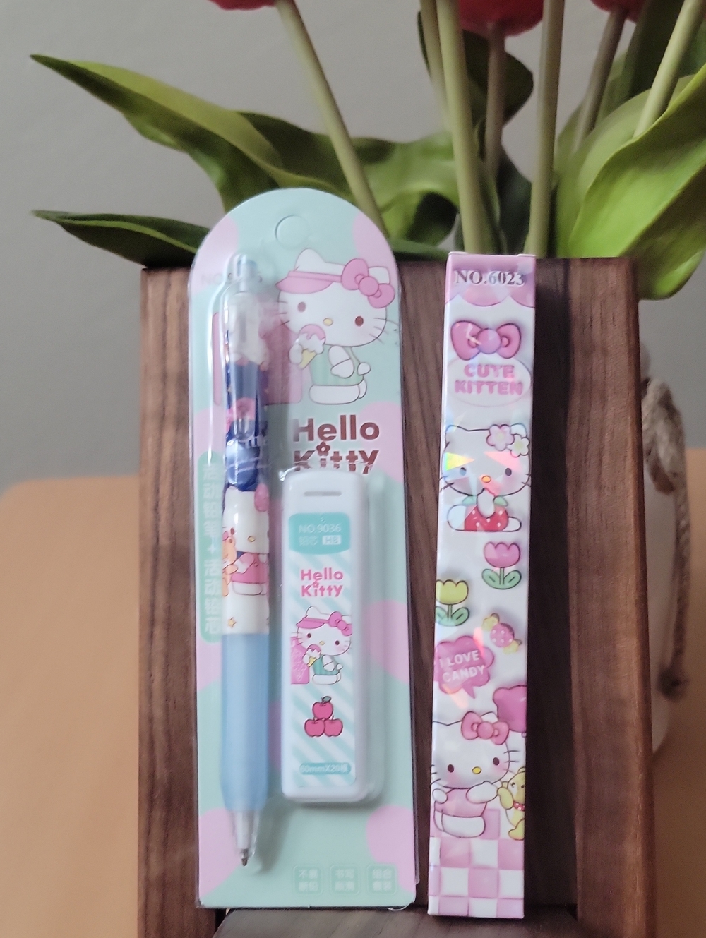 Hello Kitty Blind Box Pen & Mechanical Pencil Set w/refill NiP